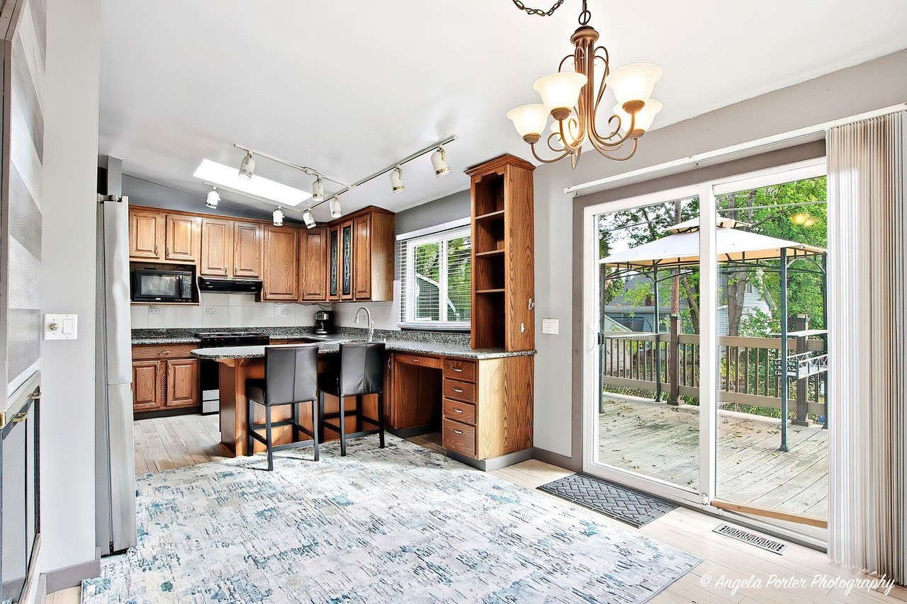 34679 N Hiawatha Trl - Photo 4 of 29
