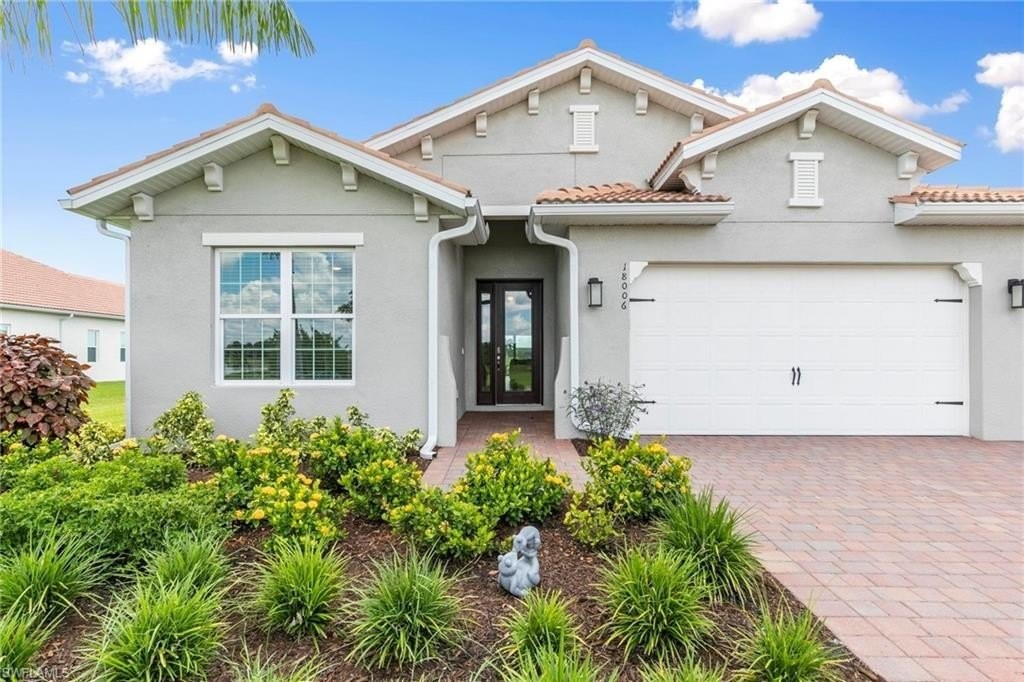 18006 Sandtrap Dr - Photo 3 of 38