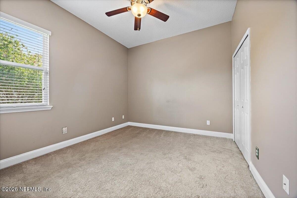 401 Brambly Vine Dr - Photo 6 of 50