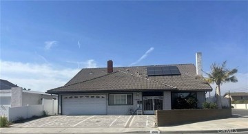 featured image of 10485 La Sombra Ave