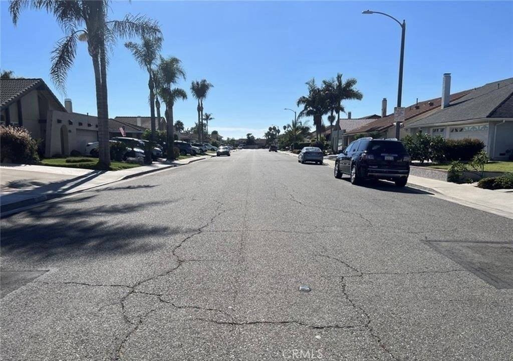 10485 La Sombra Ave - Photo 2 of 19