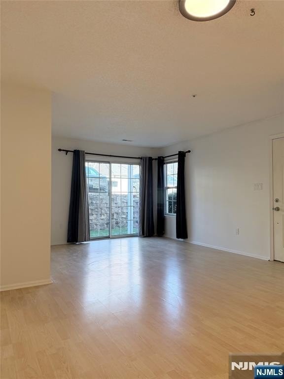 1284 Paddington Rd - Photo 4 of 20