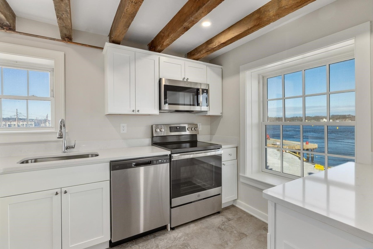 205 Market St #3 - Photo 5 of 20