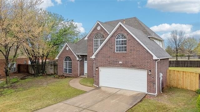 304 N Nyssa Ave - Photo 5 of 41