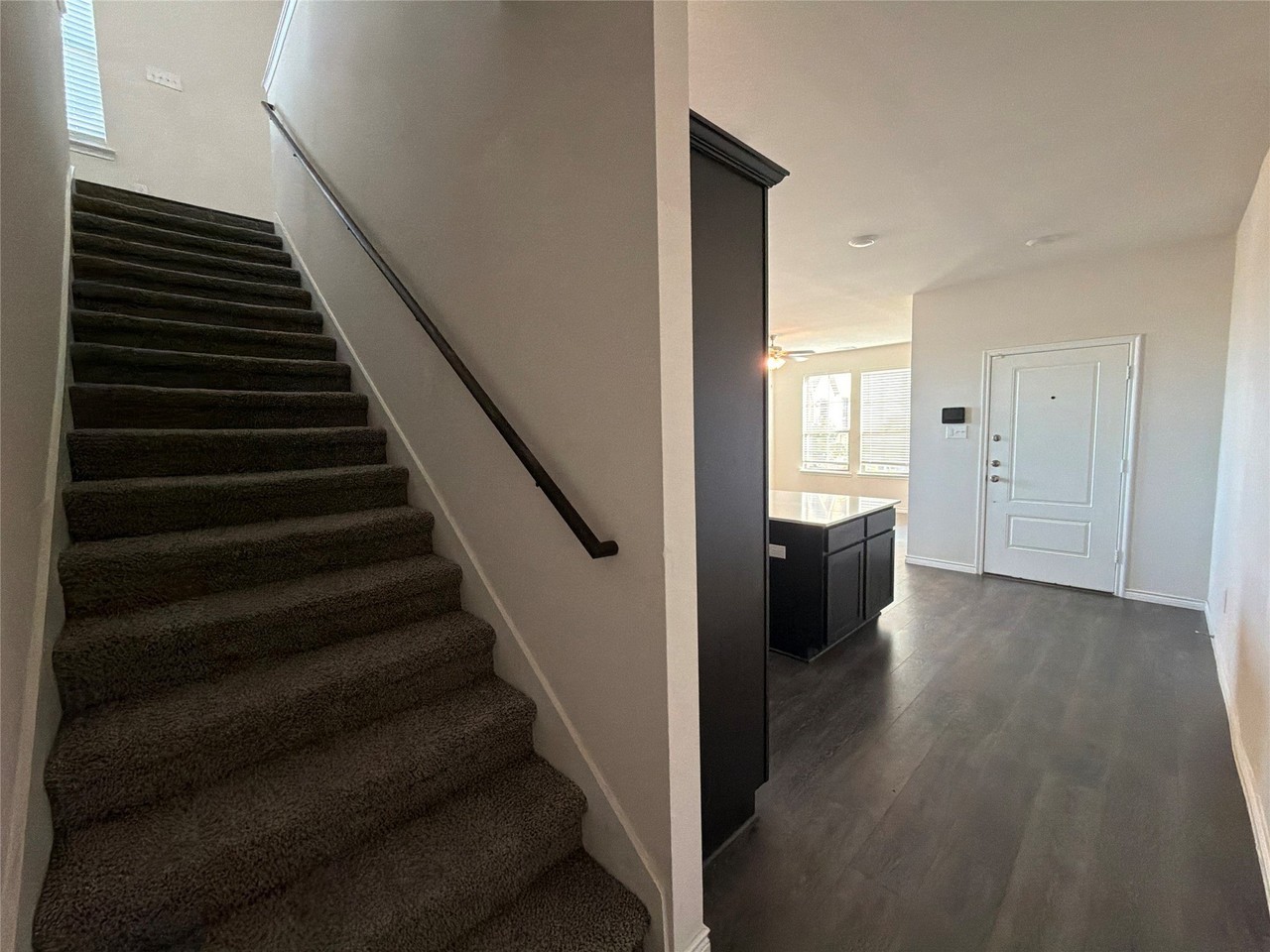 2017 Crooked Bow Dr - Photo 4 of 21
