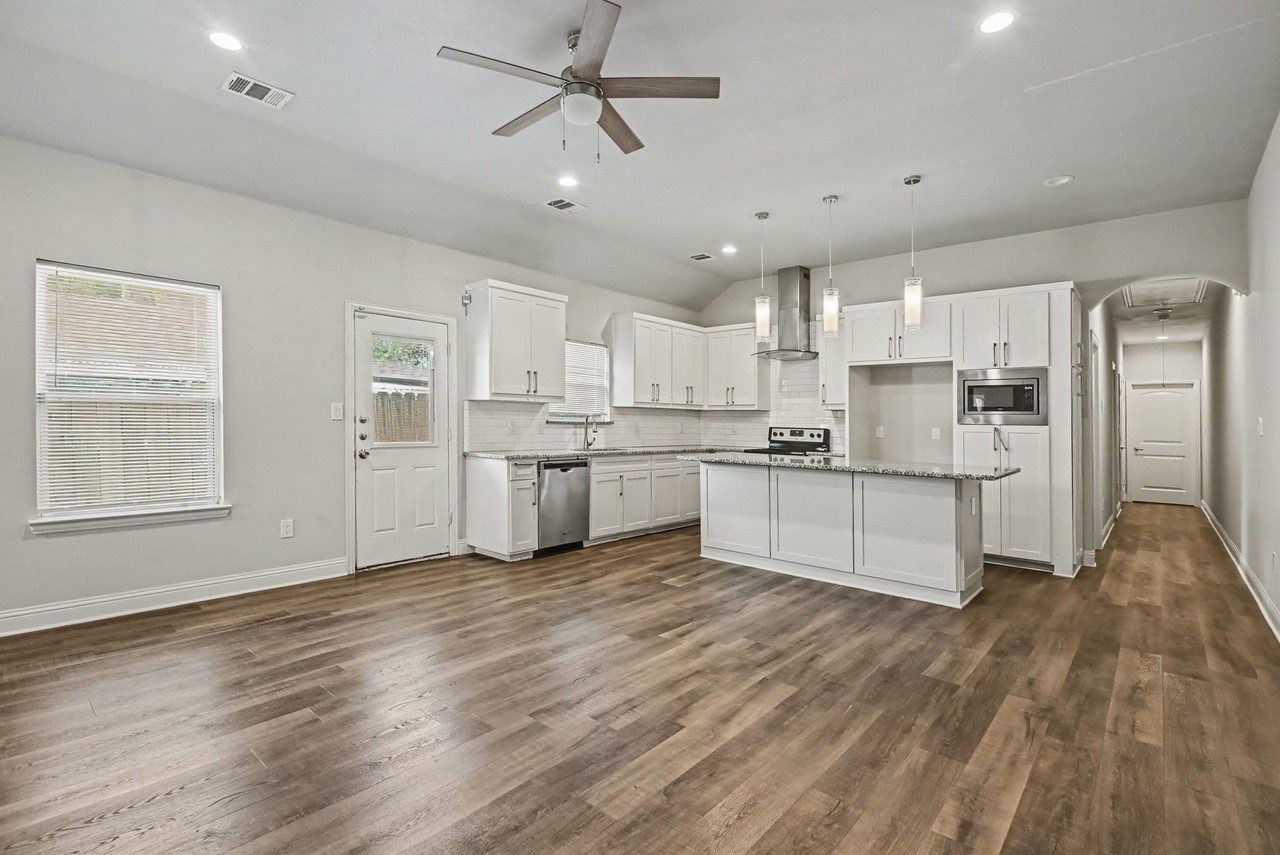 1306 Orange St - Photo 7 of 25
