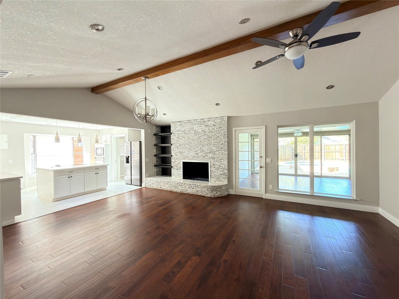 4109 Twilight Trl - Photo 2 of 28