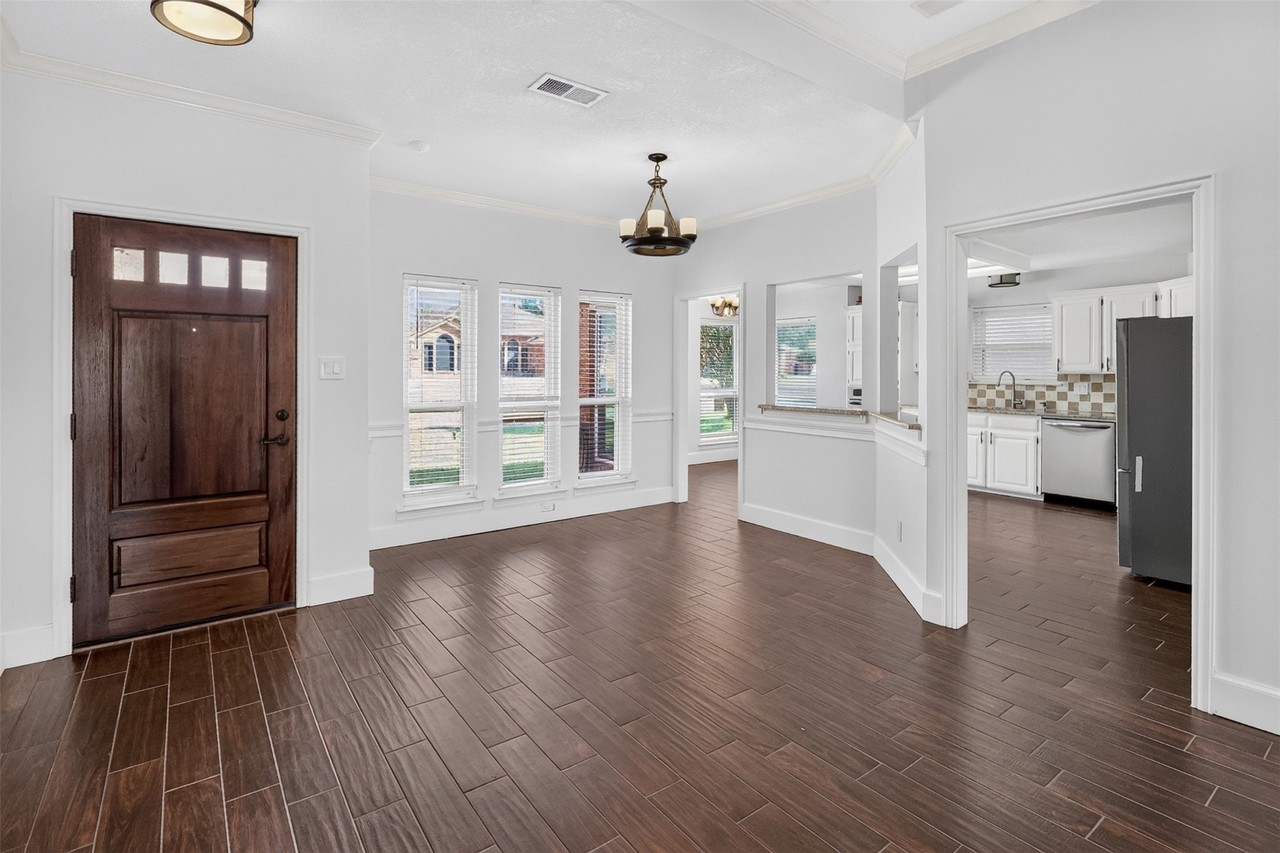 3608 Parkmead Dr - Photo 7 of 28