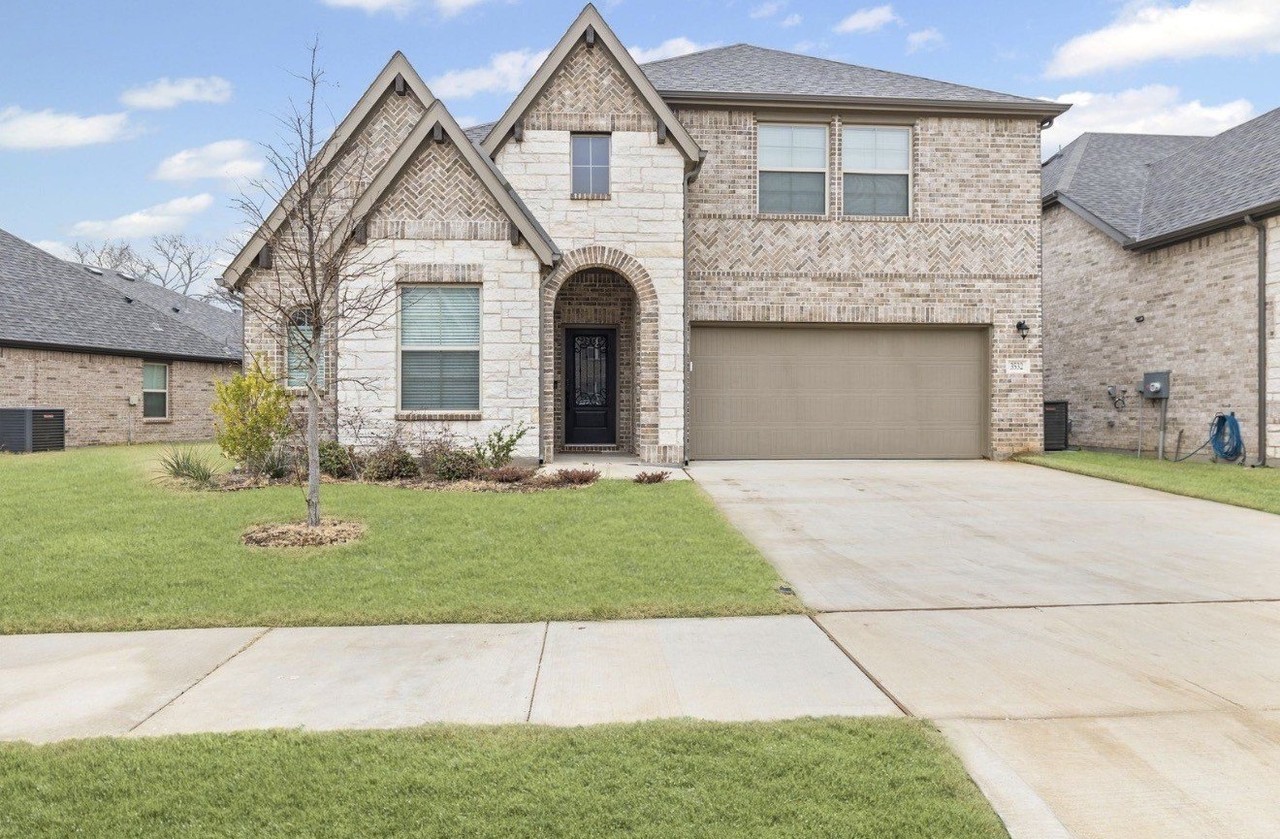 3532 Twin Pond Trl - Photo 3 of 34