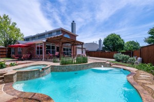 featured image of 11761 Waterford Ln