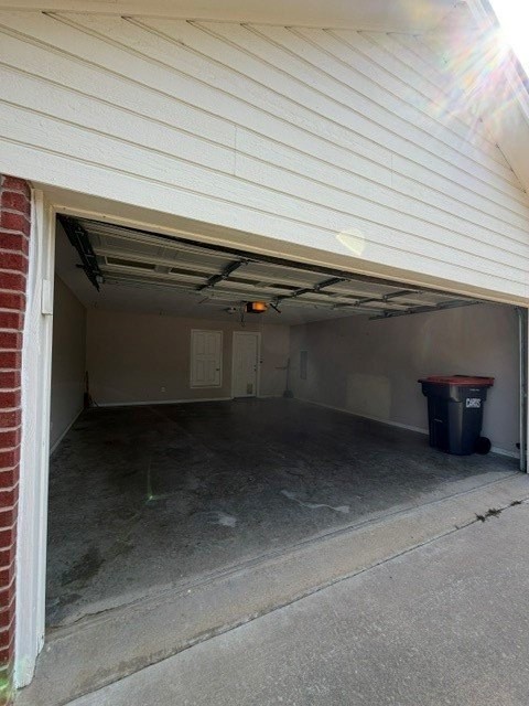 1360 26th St Ne - Photo 3 of 17