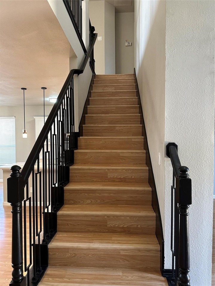 800 Pebble Ridge Dr - Photo 7 of 18