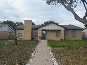 1361 Oakbluff Dr - Photo 1 of 1