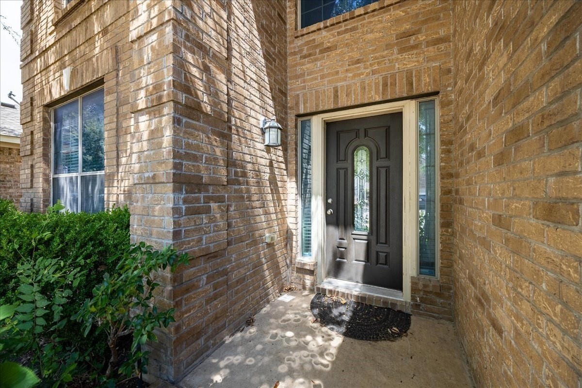 1725 Birds Eye Rd - Photo 3 of 34