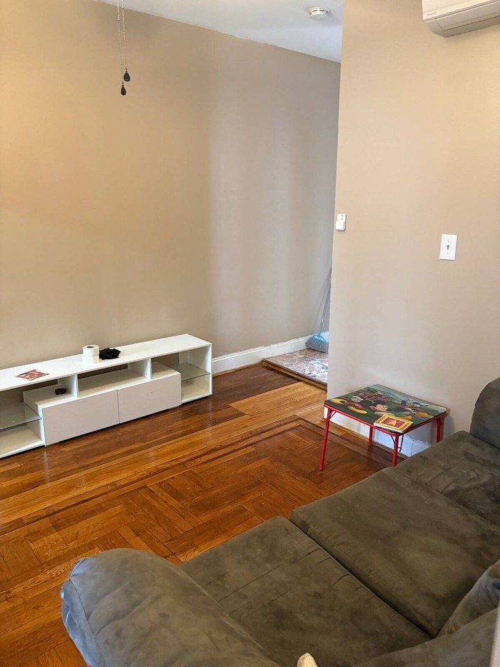 296 E 93rd St - Photo 3 of 3