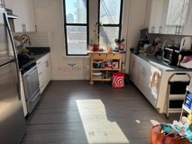 2335 31st St #2R - Photo 1 of 1