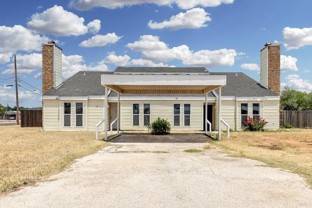 3001 Beechwood St - Photo 1 of 1