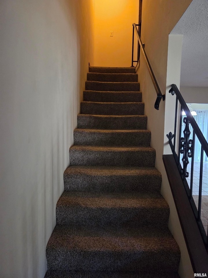 2202 E Hazel Dell Rd - Photo 6 of 17