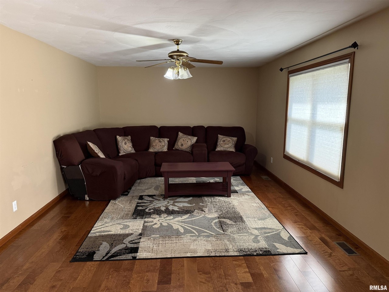 6216 Ballin Dr - Photo 2 of 25