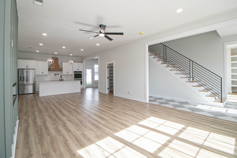 2457 Ellsworth Dr - Photo 3 of 30