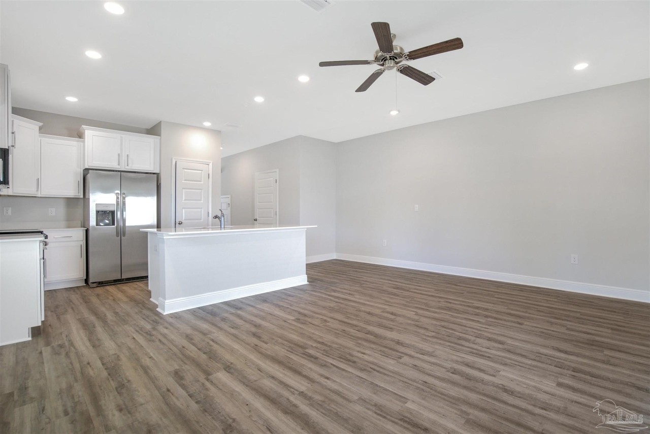 7108 Cedar Grove Way - Photo 4 of 18