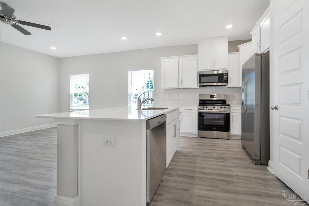 7108 Cedar Grove Way - Photo 6 of 18