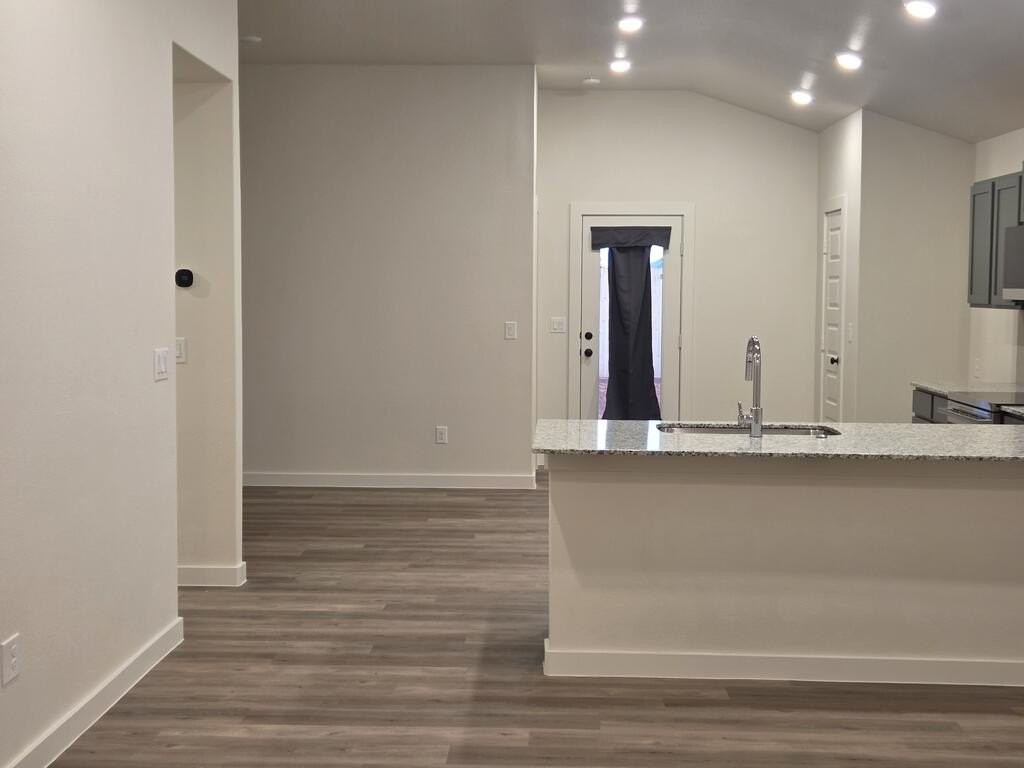2829 Oleander - Photo 4 of 17