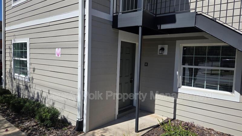 915 Ariana St #2 - Photo 2 of 13