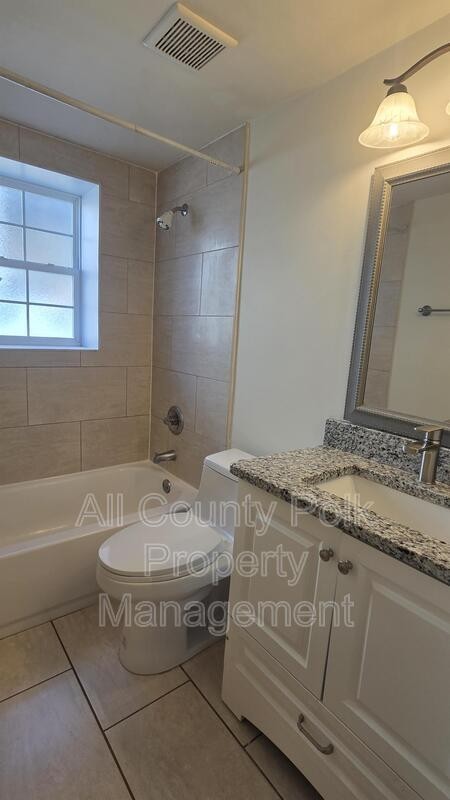915 Ariana St #2 - Photo 7 of 13