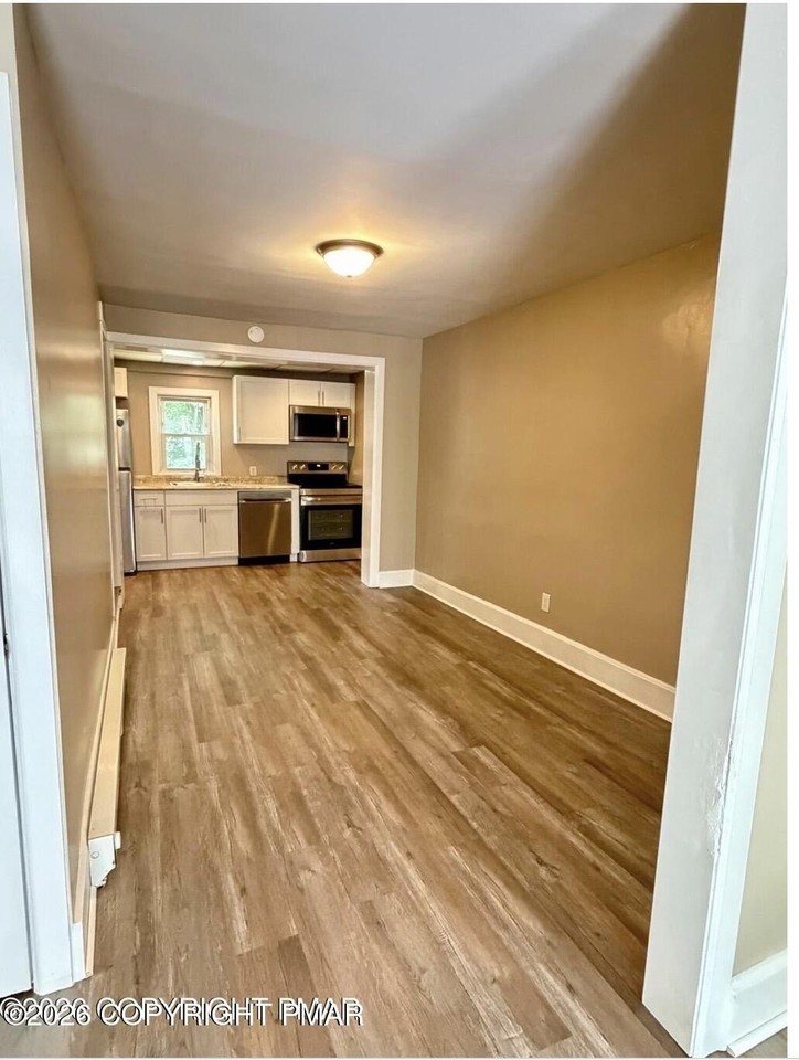210 W High St - Photo 6 of 16