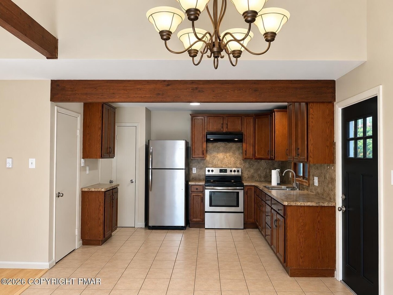 77 Penn Spring Dr - Photo 6 of 27