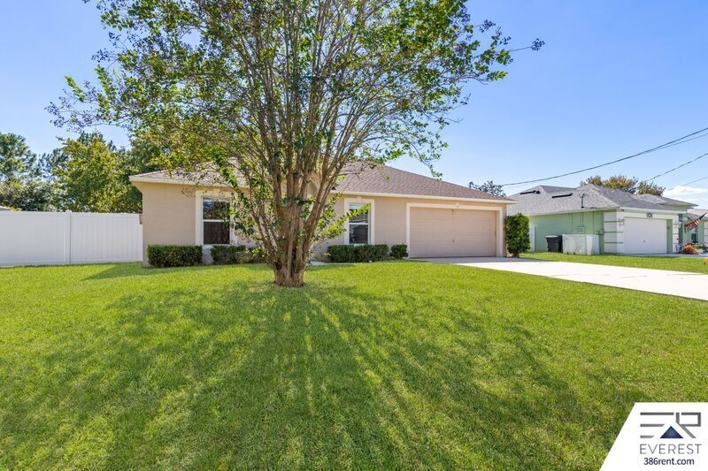 5 Lancelot Dr - Photo 4 of 41