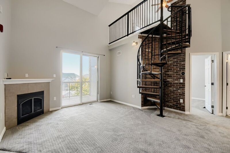7292 S Blackhawk St #2-305 - Photo 3 of 20