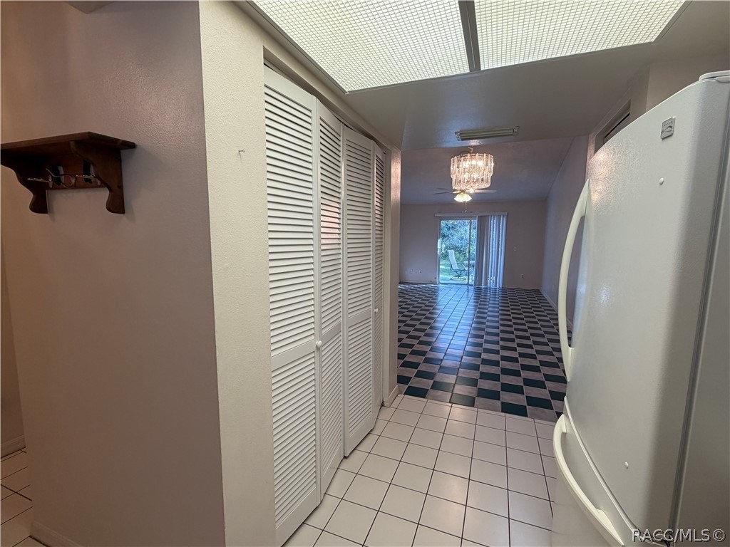 1803 Silverwood St - Photo 7 of 25