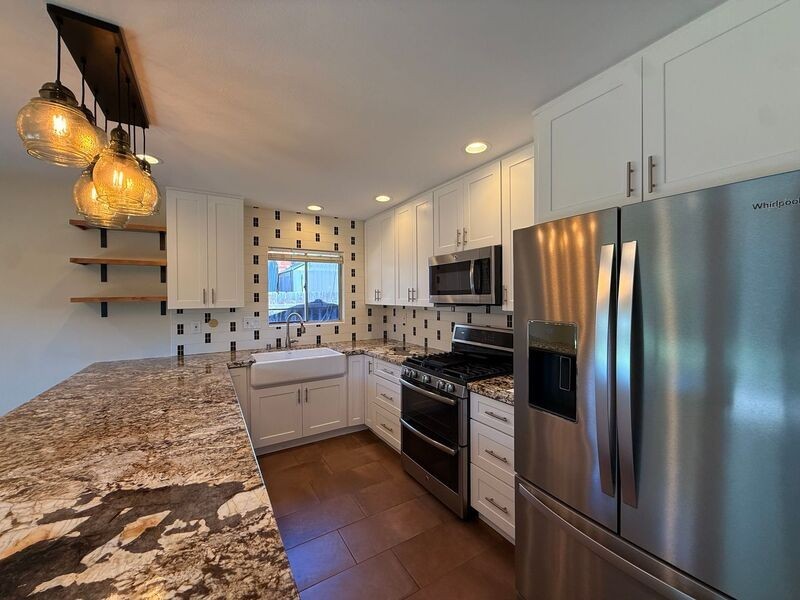 226 Glen Arbor Dr - Photo 5 of 20