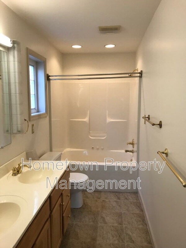 1234 Bent Creek Blvd - Photo 6 of 22