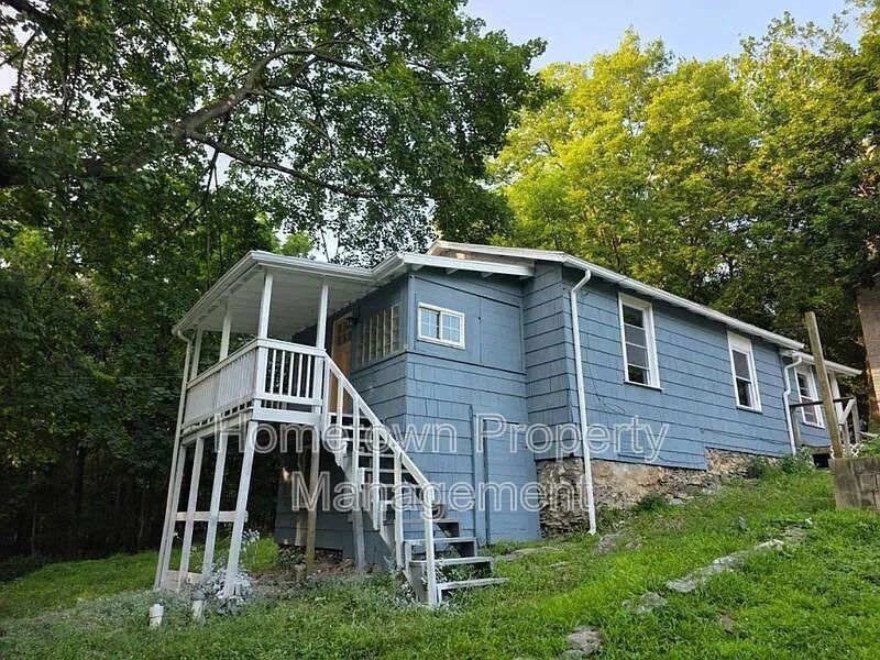 45 Circle Ave - Photo 6 of 6