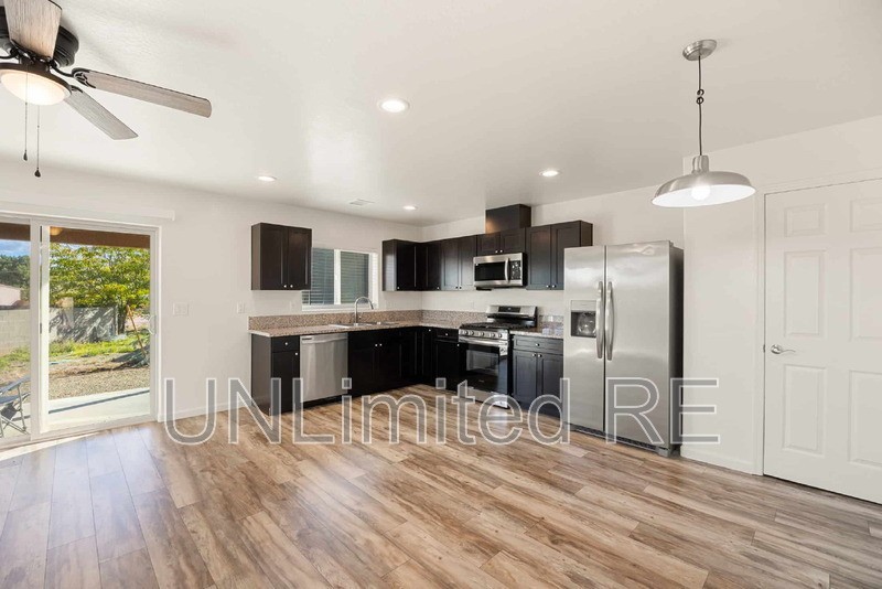 3241 N Constance Dr #1 - Photo 6 of 29