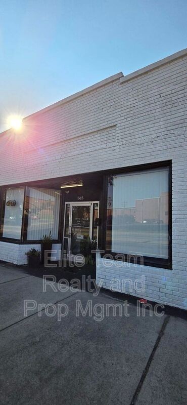 565 Cabarrus Ave W - Photo 4 of 30