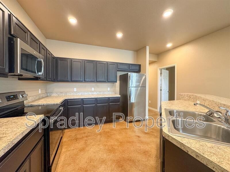 1538 Vani Ct - Photo 5 of 12