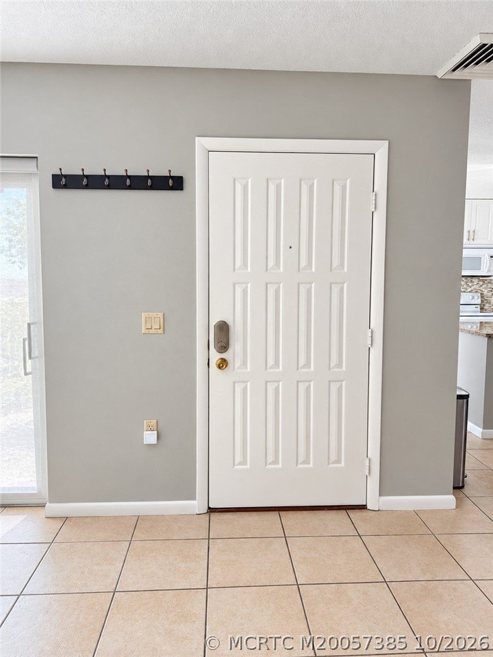 3707 Sw Sunset Trace Cir - Photo 3 of 24