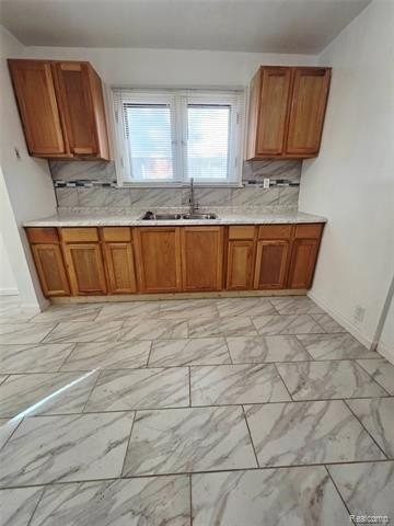 5751 Yorkshire Rd - Photo 7 of 15