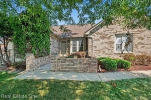 featured image of 43421 Riverbend Blvd #48