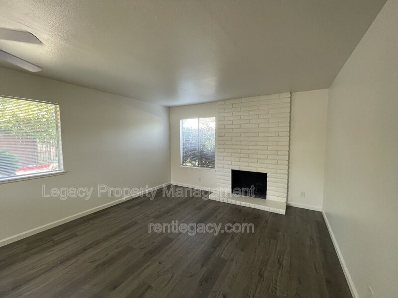 2318 Church Ave #1 - Photo 2 of 10