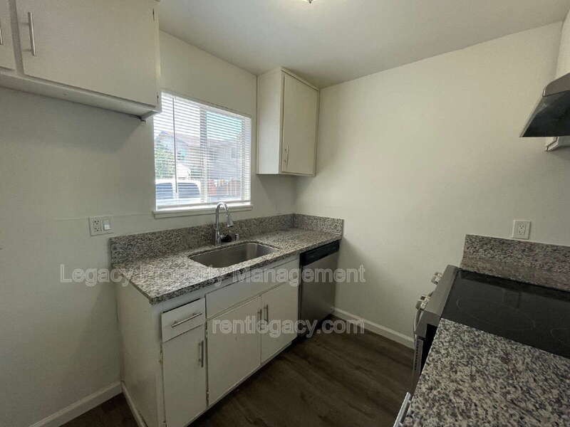 2318 Church Ave #1 - Photo 5 of 10