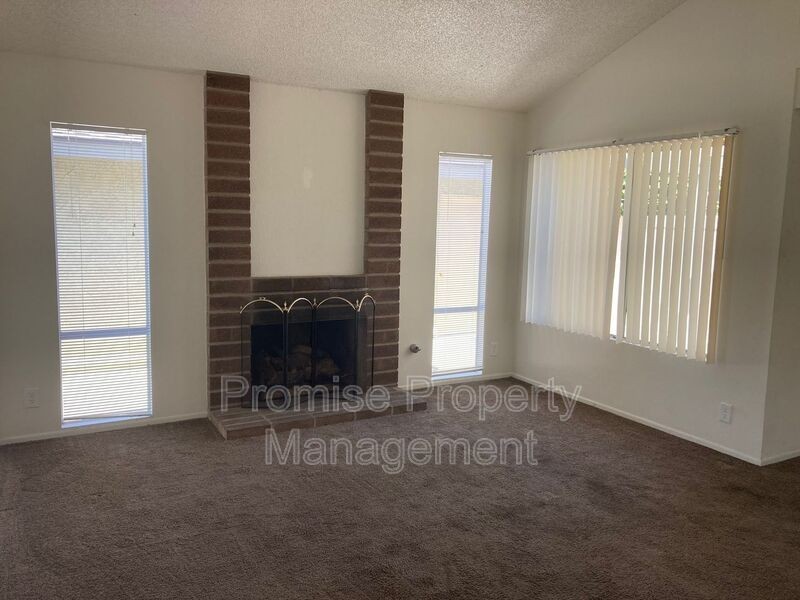 3561 Guava Way - Photo 4 of 27