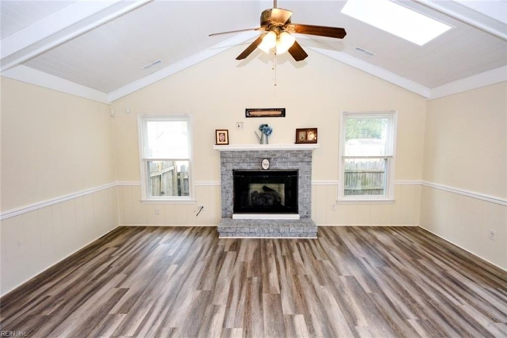 1236 Brahms Dr - Photo 4 of 36