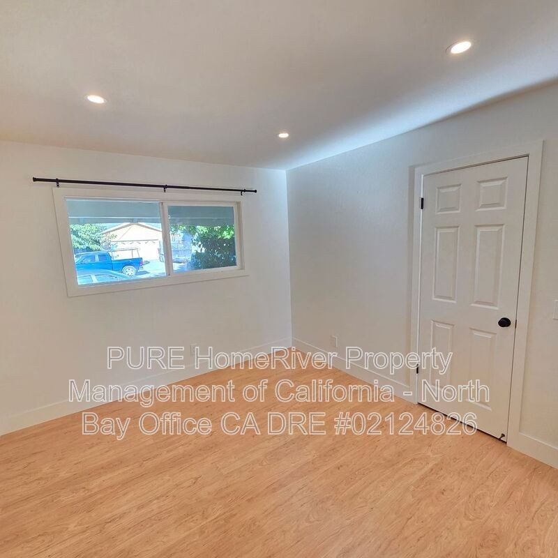 1432 Sarkesian Dr - Photo 7 of 16