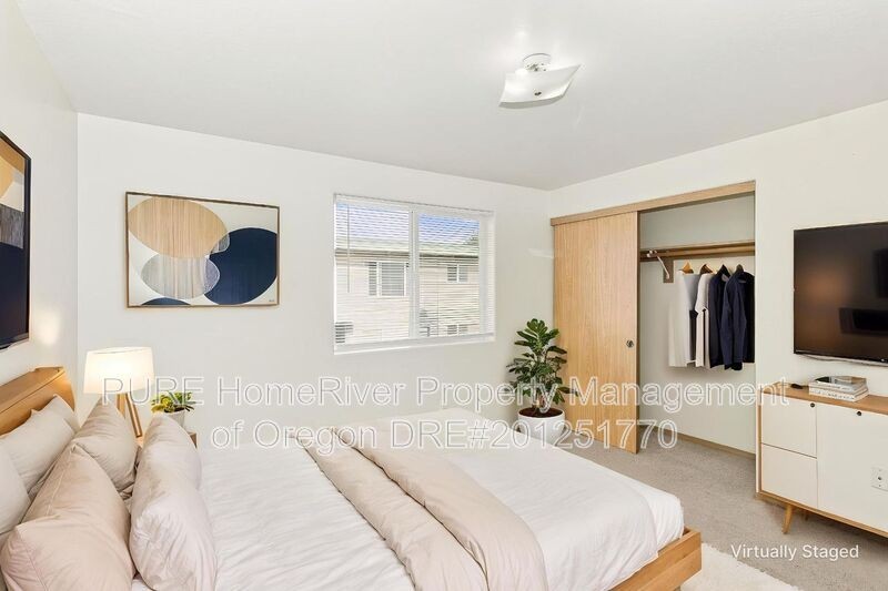 2615 Se 125th Ave #4 - Photo 3 of 22