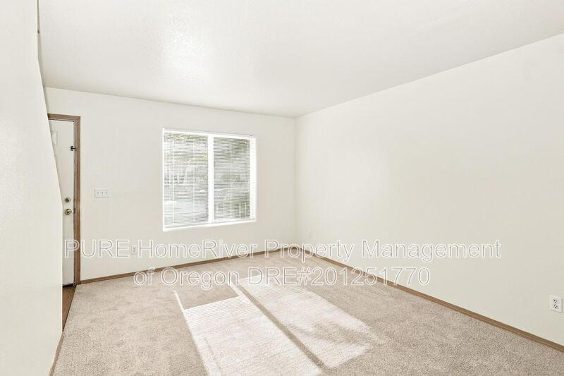 2615 Se 125th Ave #4 - Photo 4 of 22